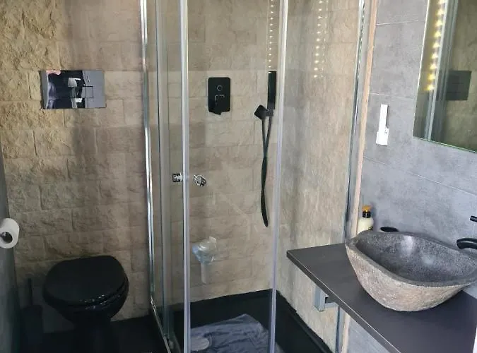 Hermes Oda ve Kahvaltı 4*